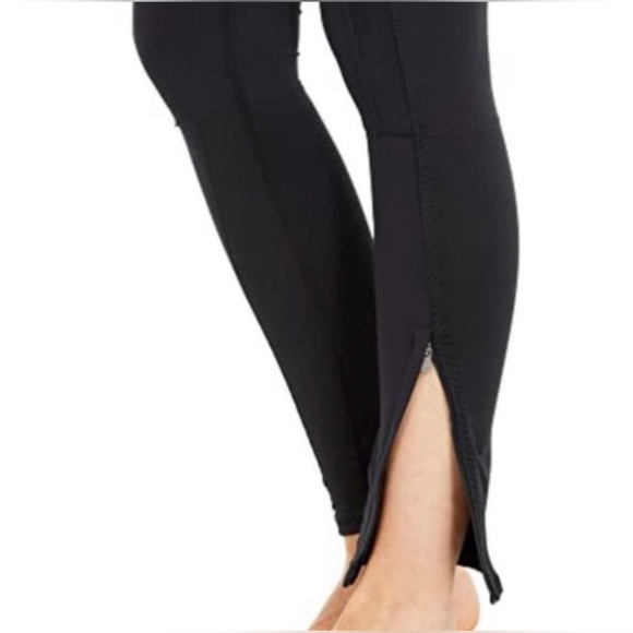 *Sold* FP Movement “Born to Run” Leggings - Picture 3 of 5